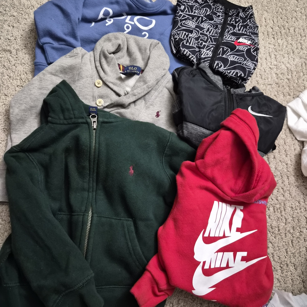 Nike Kids Red Pullover Hoodie 2-3T but Runs Extremely small!